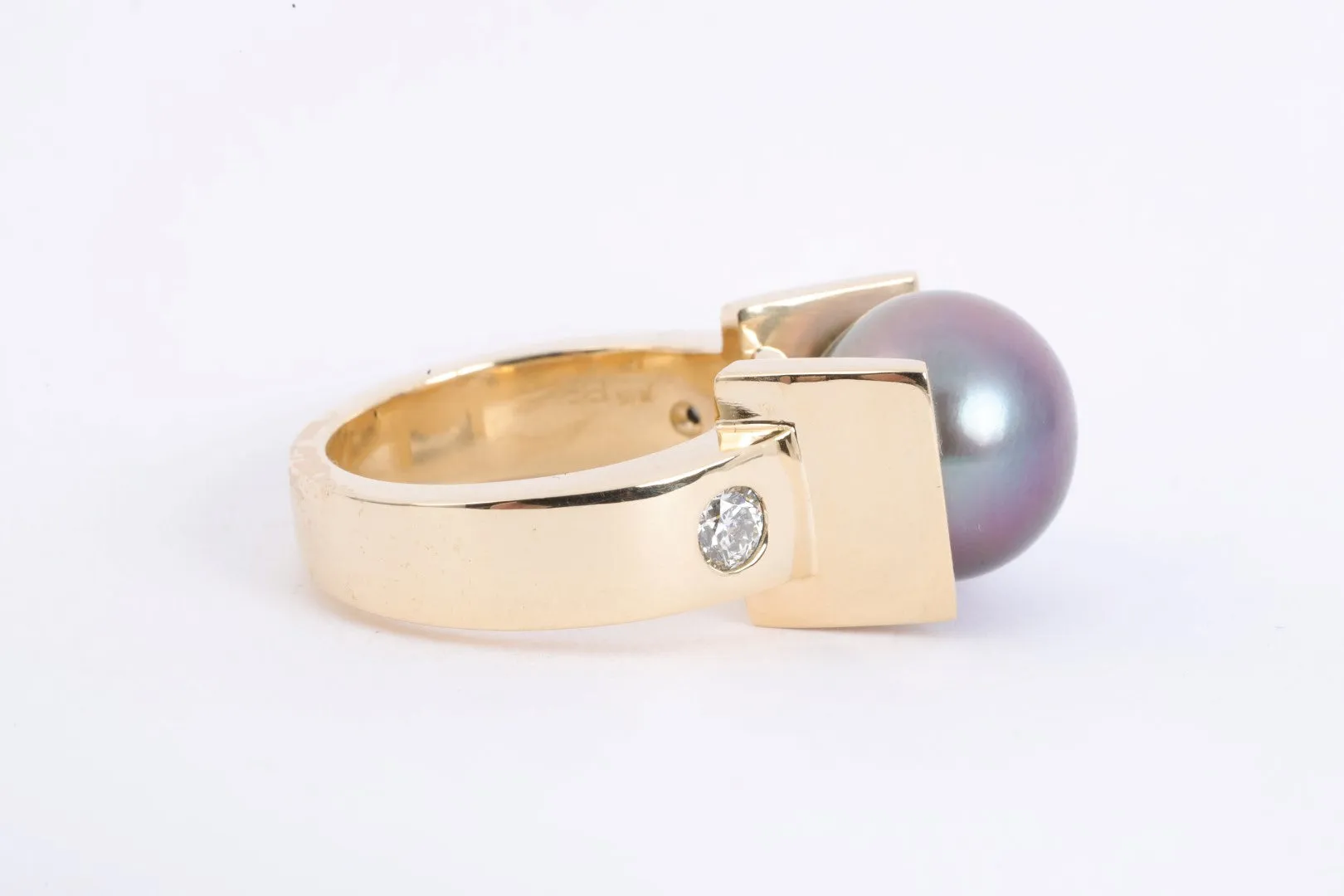 14k Yellow Gold Peacock Pearl 0.50tcw Diamond Ring Size 10 (24.48g.)