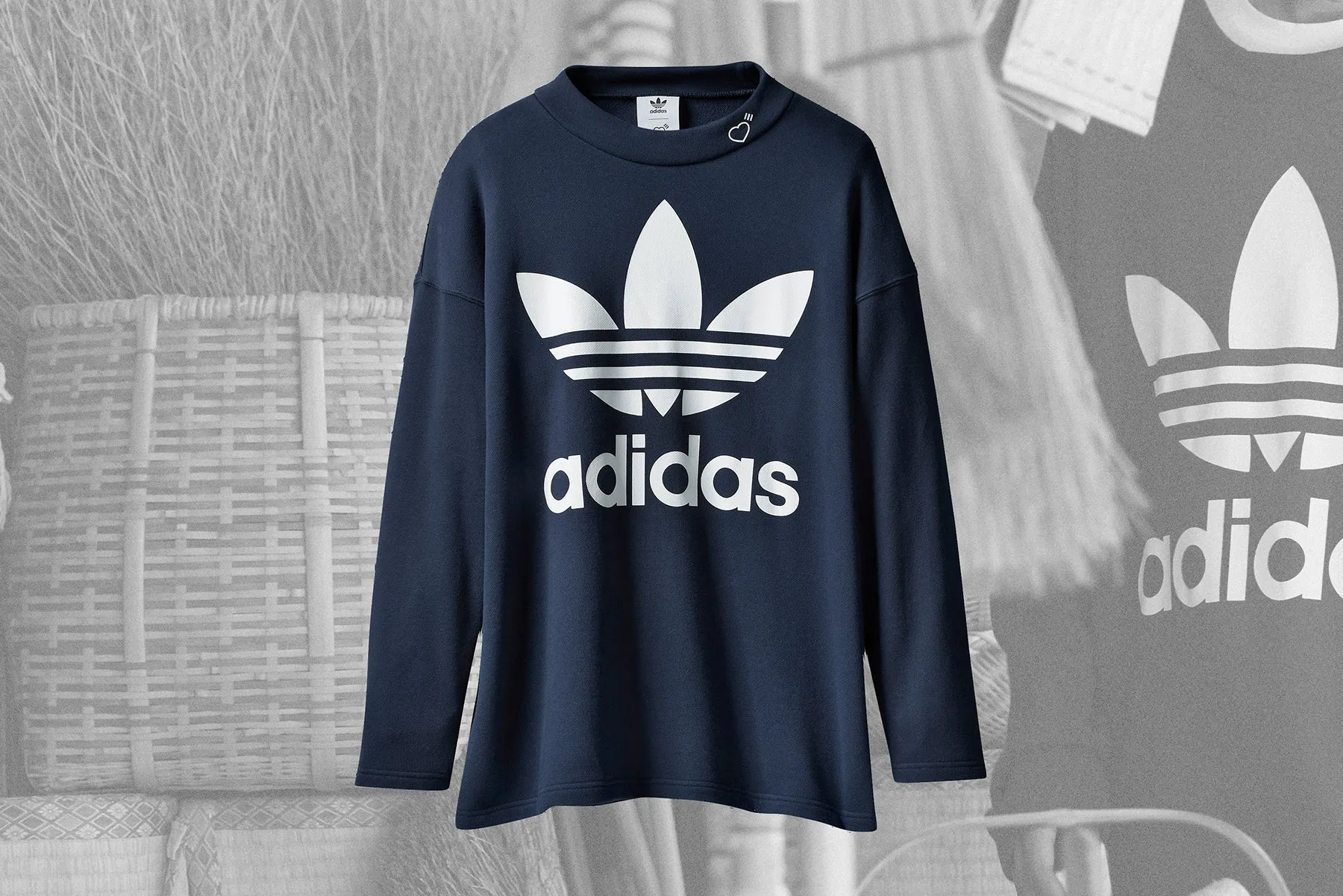 Adidas Originals x Sweatshirt - Navy