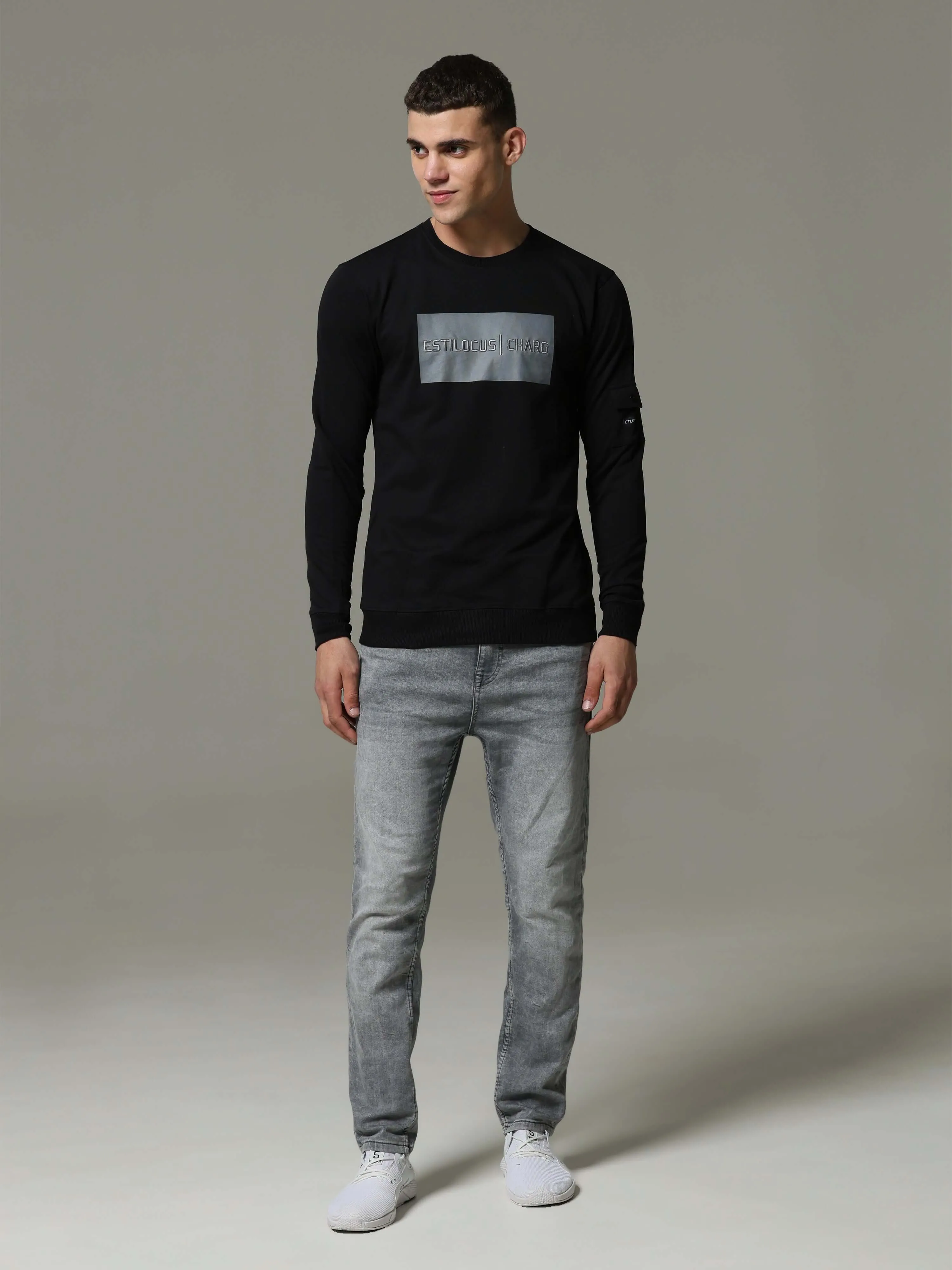 Charg Cargo Black Sweat Shirt