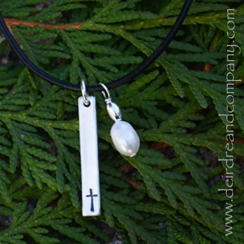 Cross & Pearl Bar Necklace in Silver