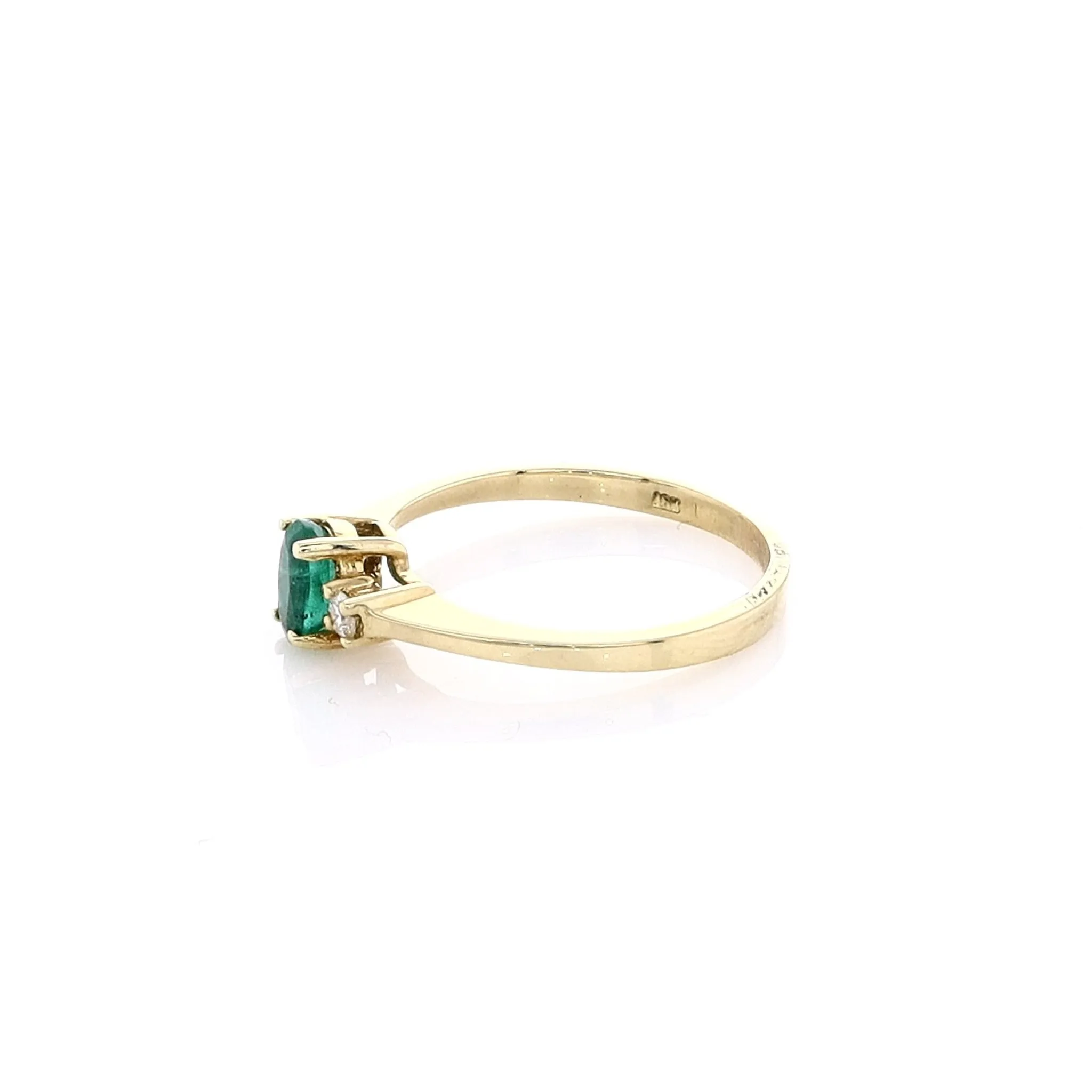 Estate 14k Yellow Gold Oval Emerald Ring