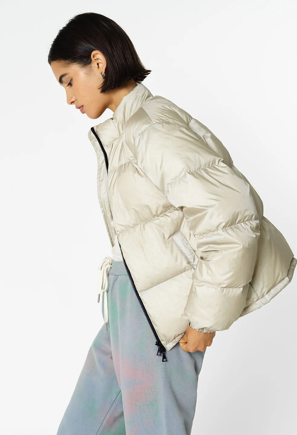 Iridescent Down Puffer / Stone