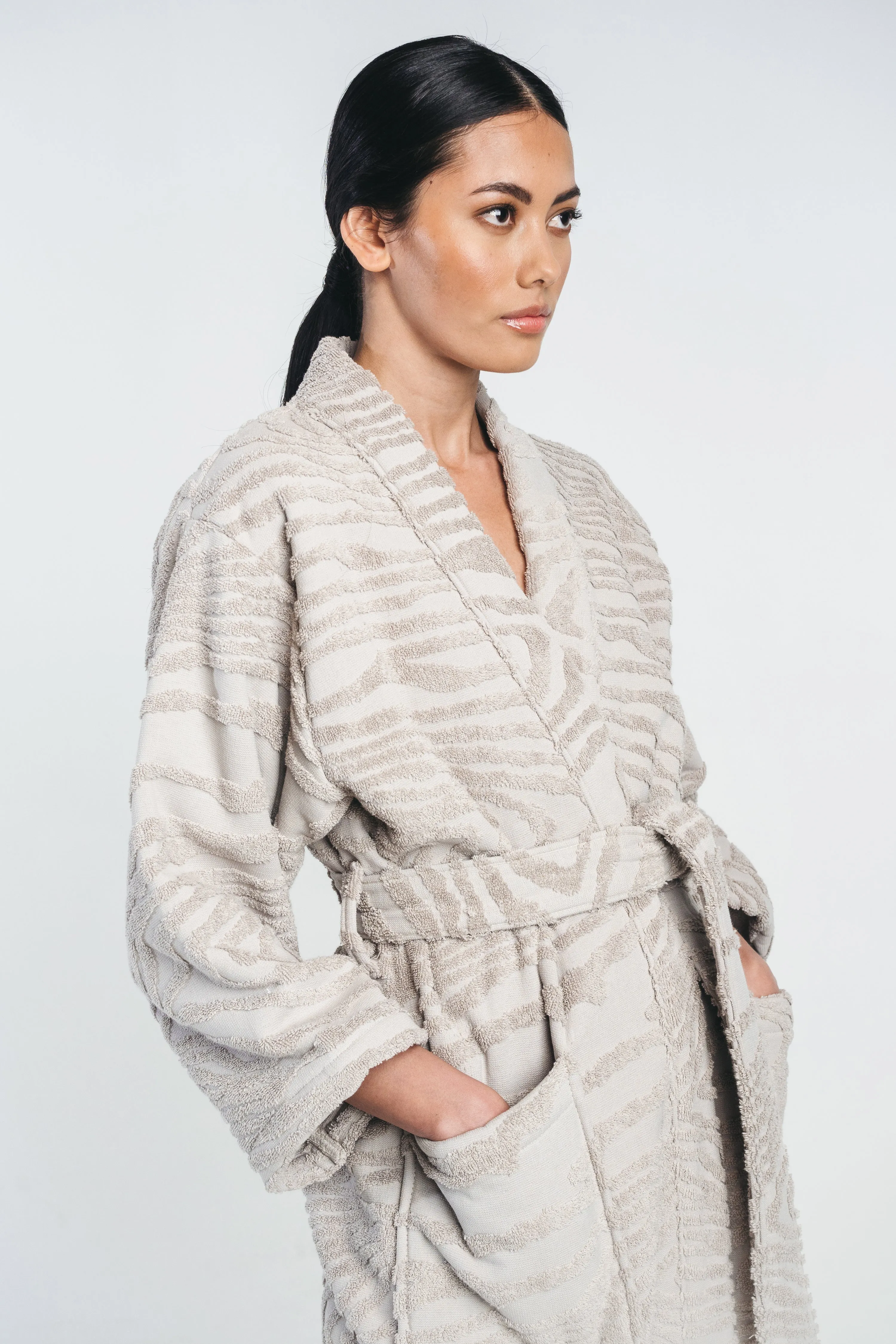 KAARNA bathrobe in sand