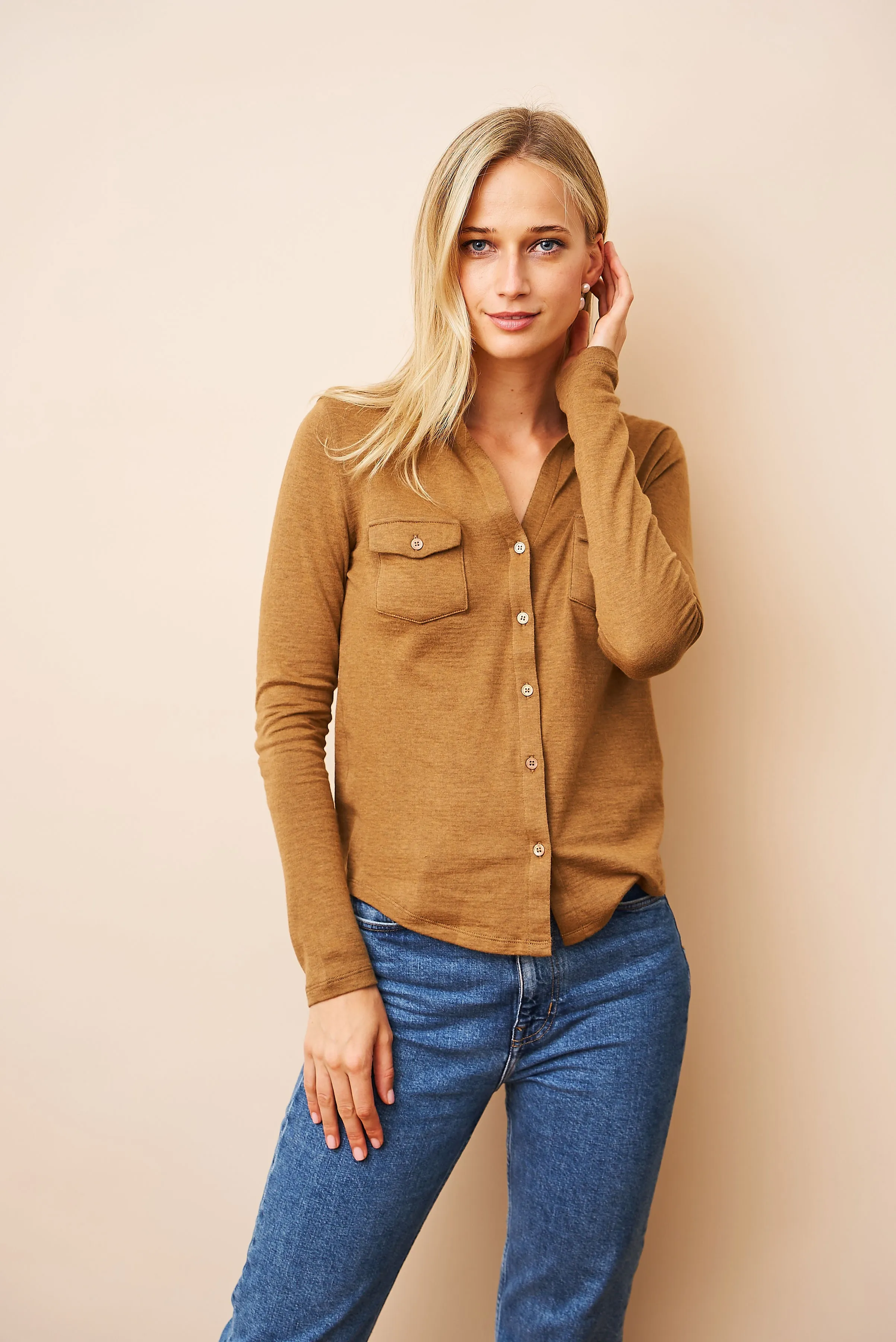 Majestic Double Face Cotton/Cashmere Pocket Shirt in Camel