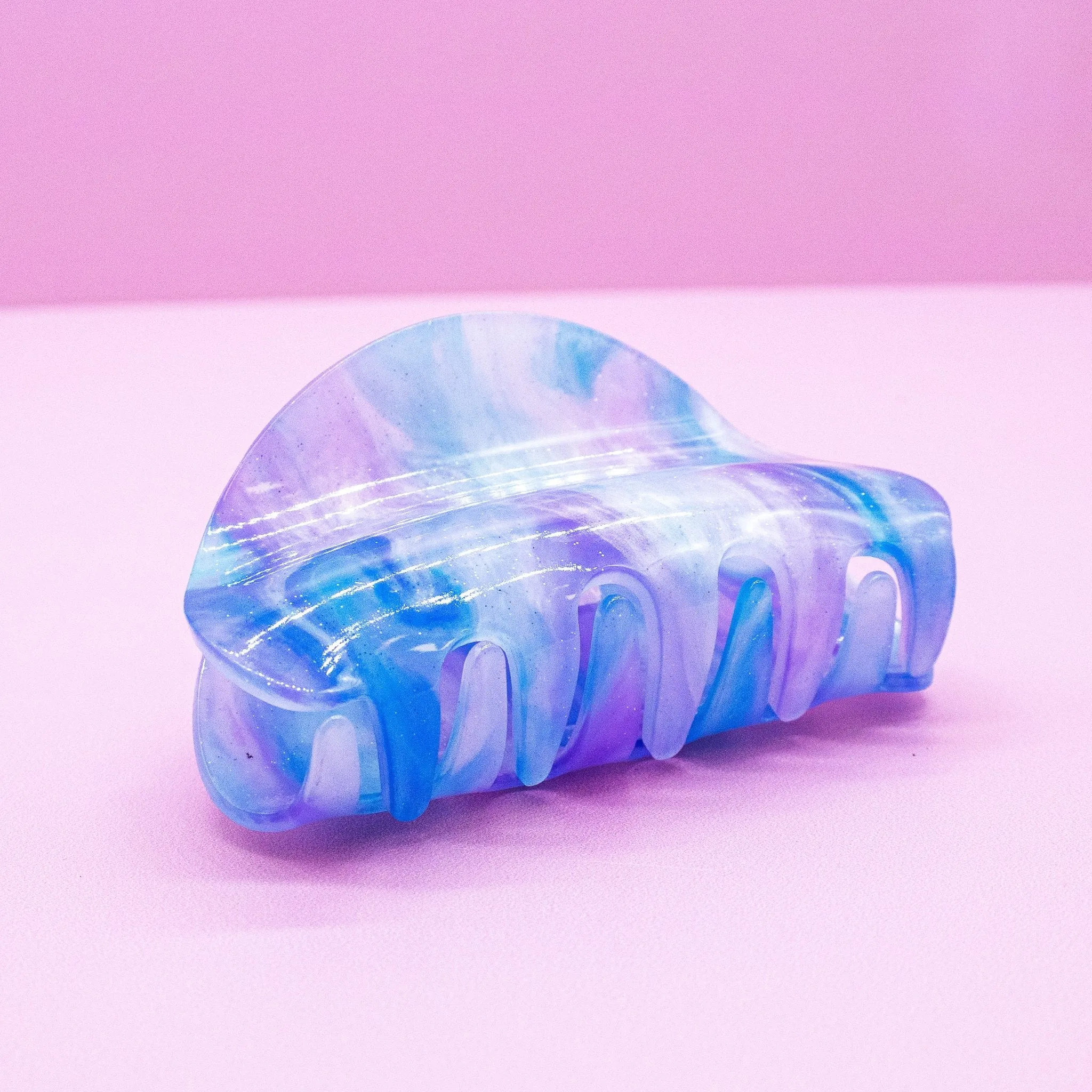 Medium Tie Dye Hair Claw Clip - Cotton Candy