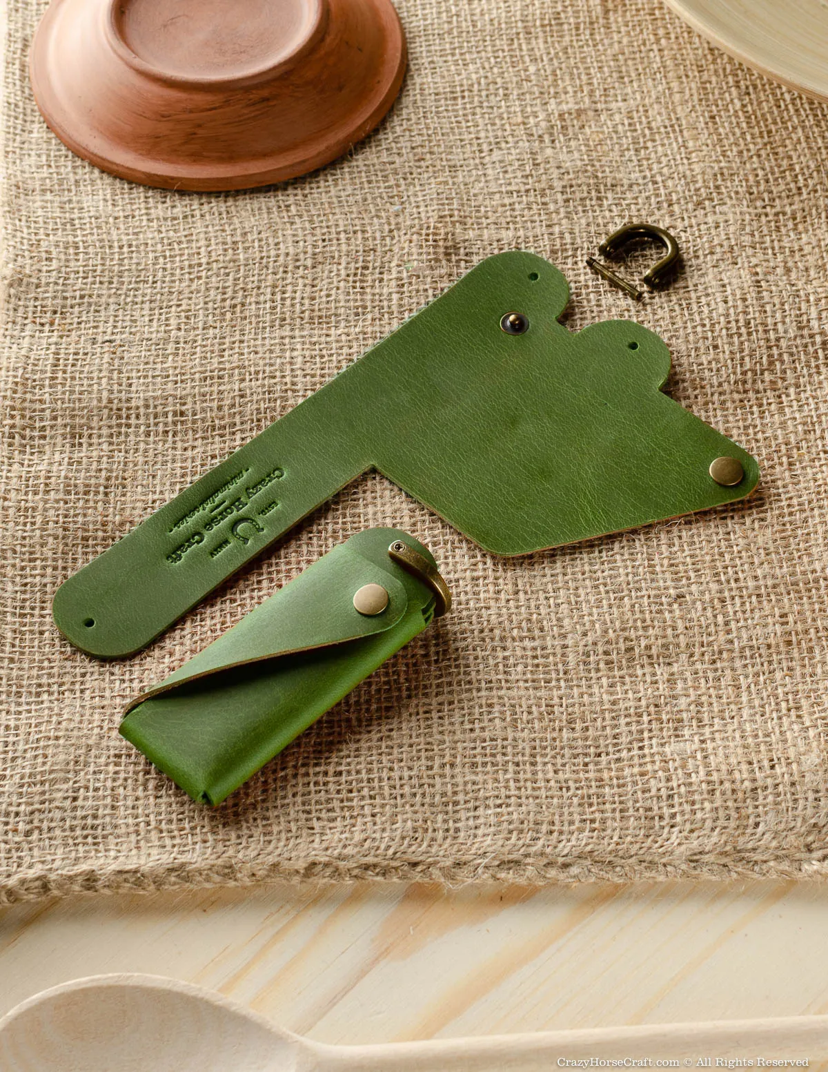 Minimalist Leather Key Organiser/Holder | Alpine Green