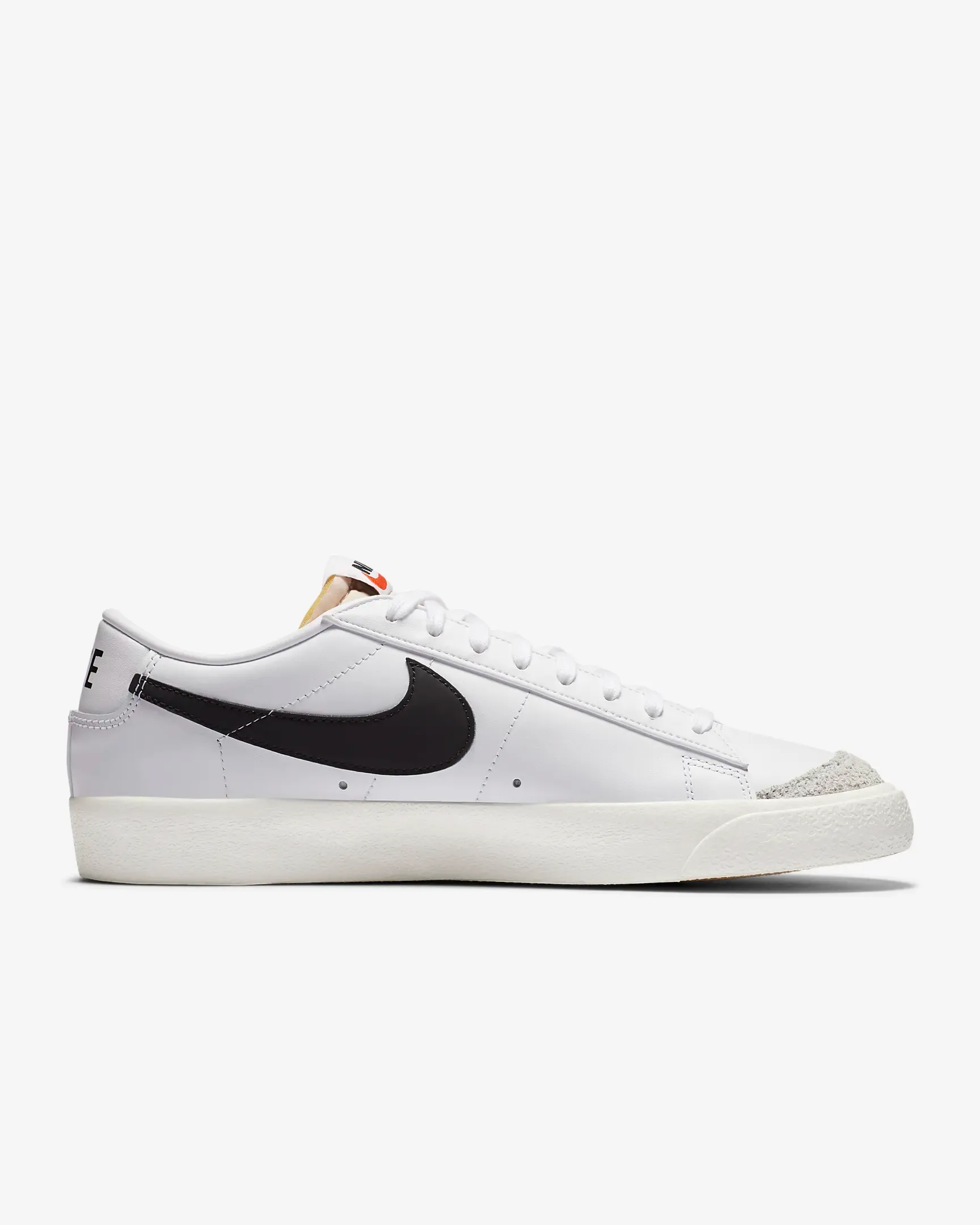 Nike Men's Blazer Low '77 Vintage Shoes - White / Sail / Black