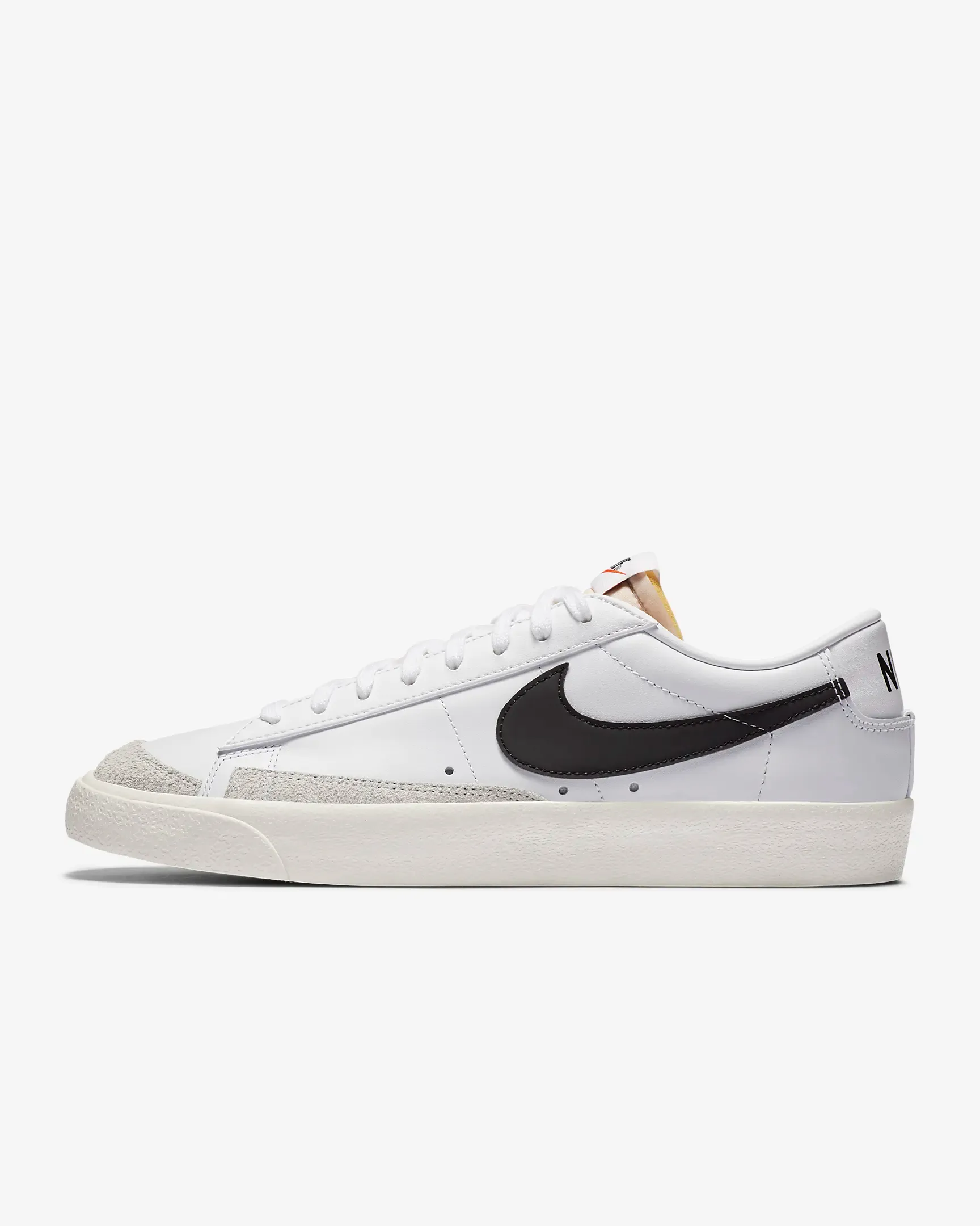 Nike Men's Blazer Low '77 Vintage Shoes - White / Sail / Black