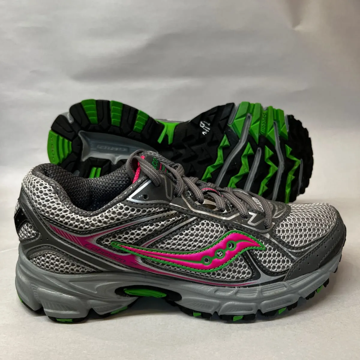 Women's Grid Cohesion TR7 Trail Running Grey/Green/Fuchsia Size 6.5M -Preowned